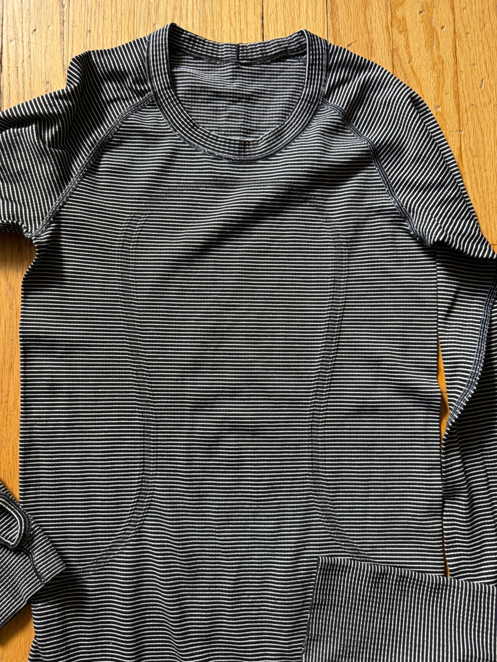 lululemon athletica Black and White Striped Long Sleeve Tee - Picture 3 of 5